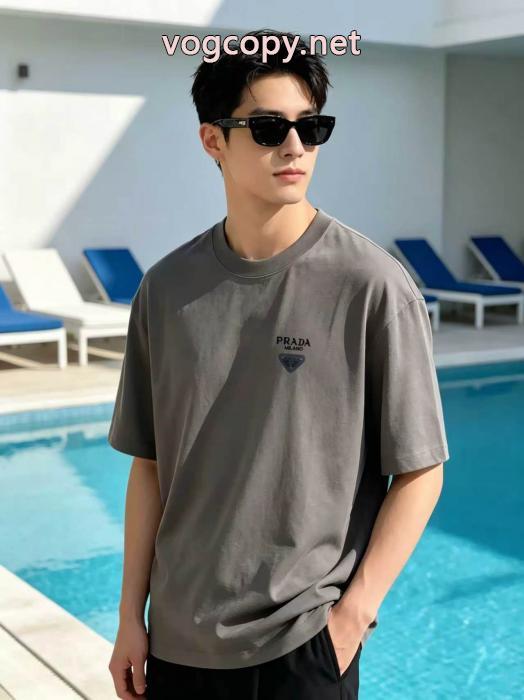 ブランド コピー バックTシャツ新作アイテムが今年流 お洒落で人気アイテム 2026年2026入荷プラダ._0_5