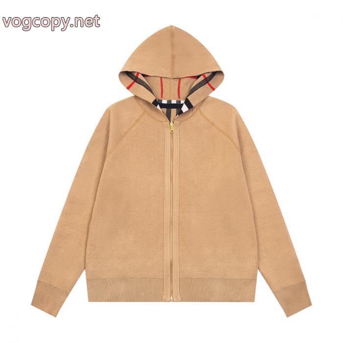 偽 ブランド存在感拔群 今一番熱い 大人っぽい印象が素敵BURBERRYコート_0_2