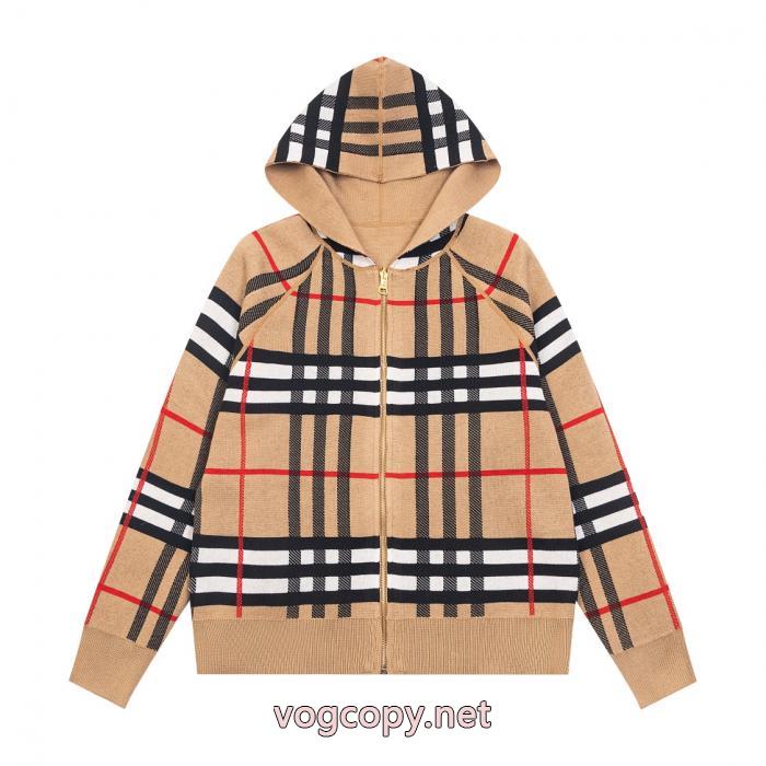 偽 ブランド存在感拔群 今一番熱い 大人っぽい印象が素敵BURBERRYコート_0_3