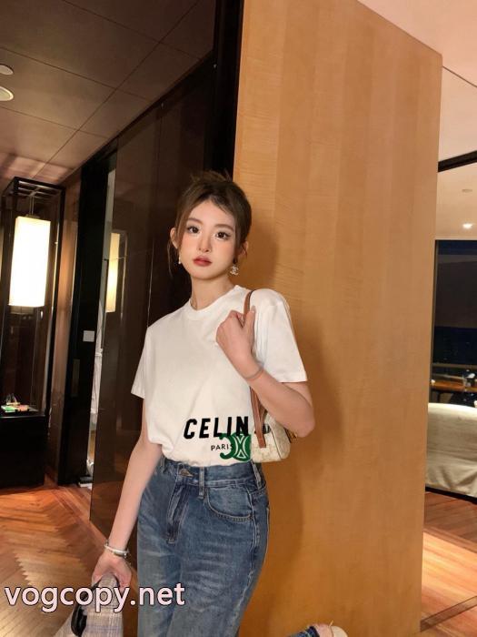 セリーヌ超人気美品セール中 使い勝手の良い 新季度&nbsp;Tシャツコピー 通販._0_0