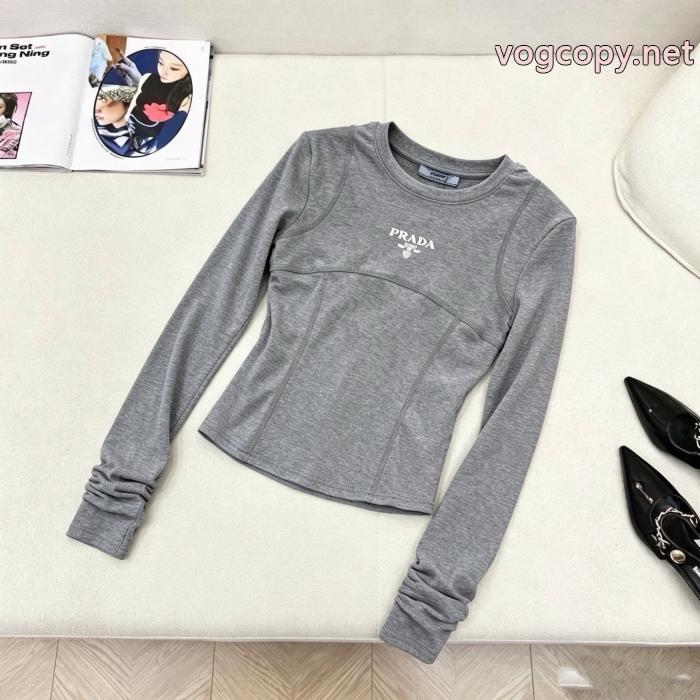 2026季新作品 人気モデル商品 最近人気一番！長袖Tシャツプラダコピー 商品 通販_0_3