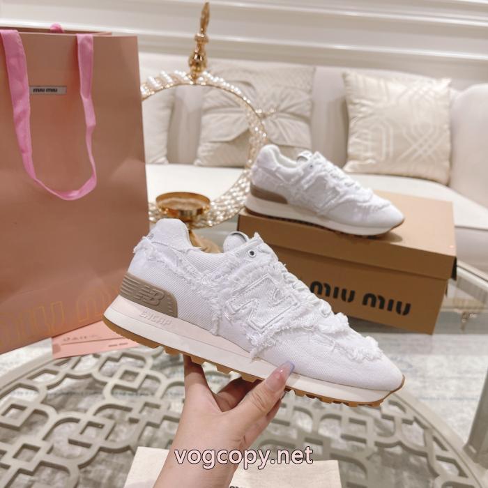 今度こそ完売！ 在庫数限定 2026超人気MIUMIU偽 ブランド 購入スニーカー._0_3