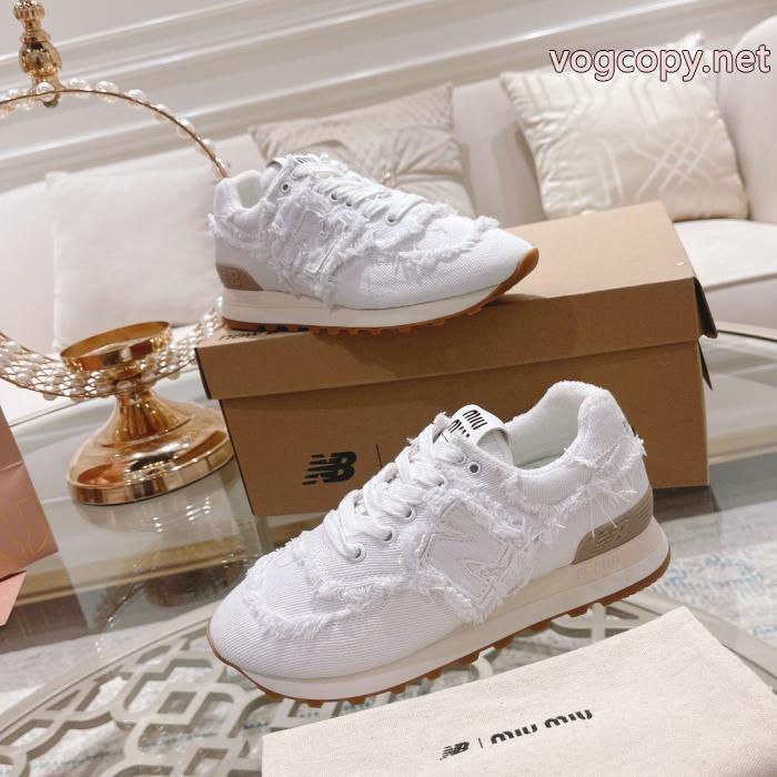 今度こそ完売！ 在庫数限定 2026超人気MIUMIU偽 ブランド 購入スニーカー._0_4