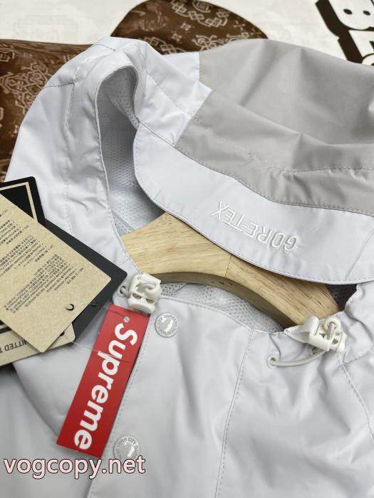 SUPREME 2026ブランドコピージャケット数量限定セール 心地よい 大人気最新作_0_1