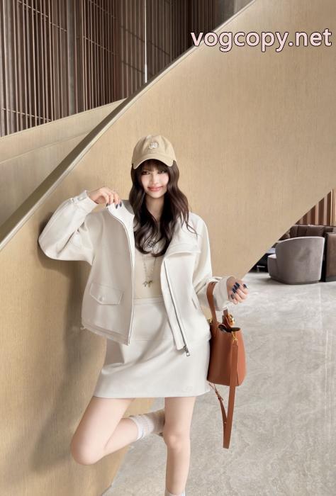 ファッション 人気 大人シンプルな 数量限定特別価格コートLOEWE激安 ブランド 通販_0_2