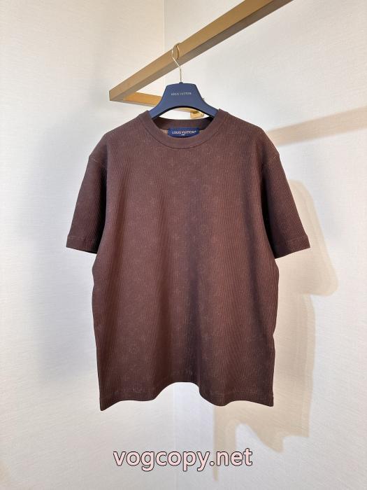 LOUIS VUITTONブランド 品 コピー高品質 人気 人気が再燃！ 存在感が高い半袖Tシャツ_0_0