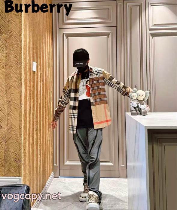 ブランド コピー 通販長袖シャツBURBERRY現代的な印象 大人の定番 優秀なアイテム_0_2