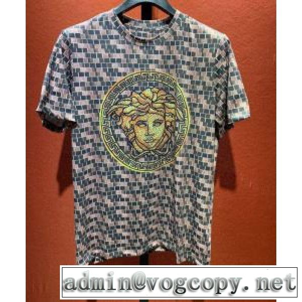 世界共通のアイテム ヴェルサーチ VERSACE 是非ともオススメしたい 半袖Tシャツ 試してみようvogcopy.net sn:nKj0HD