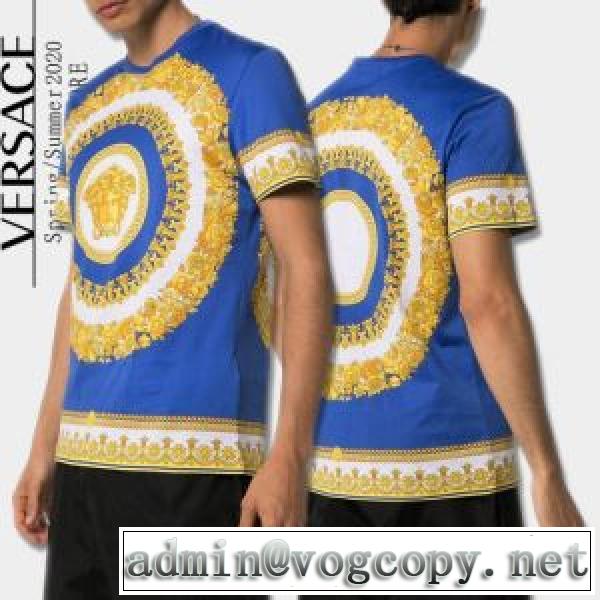 2026年春夏コレクション 半袖Tシャツ ヴェルサーチ限定品が登場  VERSACE 最先端のスタイルvogcopy.net sn:WXbWLz