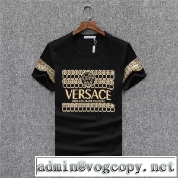 驚きのプライス ヴェルサーチ2色可選  VERSACE おしゃれに大人の必見 半袖Tシャツ 絶対に見逃せないvogcopy.net sn:4rauOr