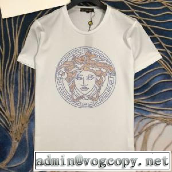 ヴェルサーチ 飽きもこないデザイン多色可選  VERSACE 今季の主力おすすめ 半袖Tシャツ 人気は今季も健在vogcopy.net sn:eSPfSz