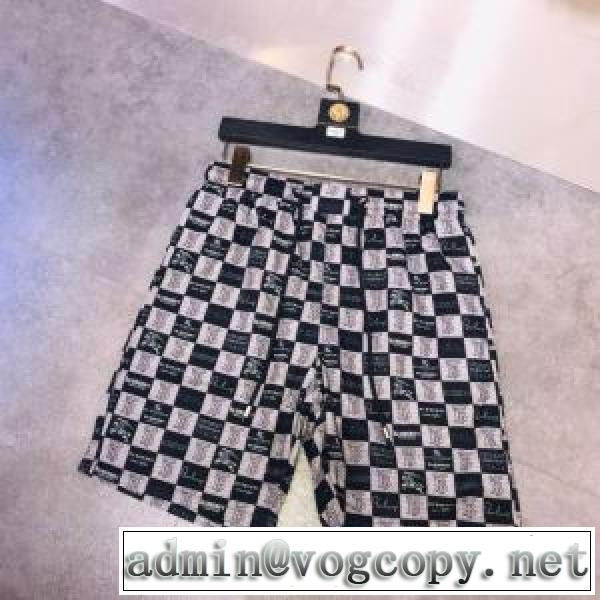 BURBERRY  幅広いアイテムを展開 バーバリー 海外でも人気なブランド ショートパンツ  2026年春限定vogcopy.net sn:Dqi85b