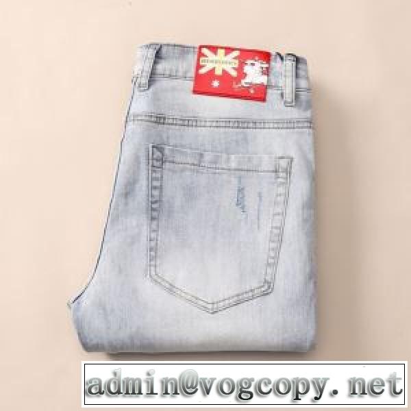 バーバリーファッションに取り入れよう  BURBERRY限定アイテム特集  ジーンズ やはり人気ブランドvogcopy.net sn:LzeSbe