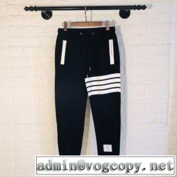 トムブラウン注目されている  THOM BROWNE チノパン  2026年春夏コレクションvogcopy.net sn:ya81Pb