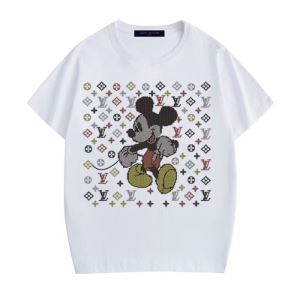 4色可選 ルイ ヴィトン人気の高いブランド  LOUIS VUITTON 半袖Tシャツ 普段使いにも最適なアイテムvogcopy.net sn:91nG1z-3