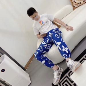 LOUIS VUITTON  注目されている ルイ ヴィトン チノパン  2020年春夏コレクションvogcopy.net sn:O5LL5z-3