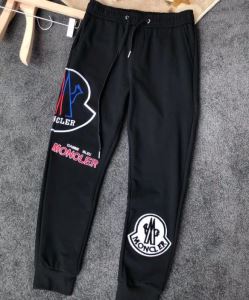 MONCLER 2色可選 ファッションに取り入れよう モンクレール やはり人気ブランド  チノパンvogcopy.net sn:HzyOTr-3