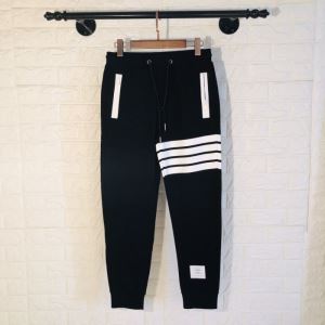 トムブラウン注目されている  THOM BROWNE チノパン  2020年春夏コレクションvogcopy.net sn:ya81Pb-3