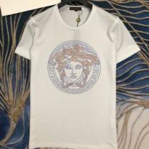 ヴェルサーチ 飽きもこないデザイン多色可選  VERSACE 今季の主力おすすめ 半袖Tシャツ 人気は今季も健在vogcopy.net sn:eSPfSz