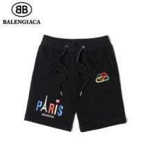 2色可選ショートパンツ 春夏コレクション新品  バレンシアガ BALENCIAGA  普段見ないデザインばかりvogcopy.net sn:1bOX5v