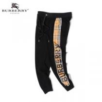 バーバリー限定アイテムが登場  BURBERRY 限定色がお目見え ジーンズ 新作が見逃せないvogcopy.net sn:qaWHPj