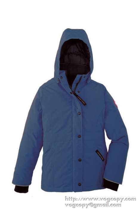 雰囲気が漂う　 2015秋冬 Canada Goose 優秀な子供用ダウンジャケット 3色可選