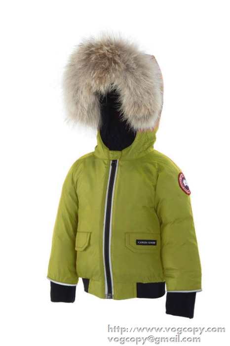 独特の風合い　2015秋冬 Canada Goose カジュアル 防寒　子供用ダウンジャケット