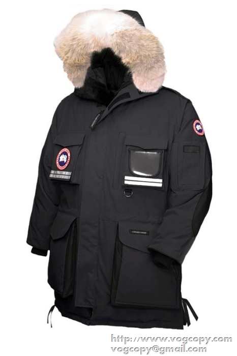 美品2015秋冬 Canada Goose ダウンジャケット 保温性を発揮する　5色可選