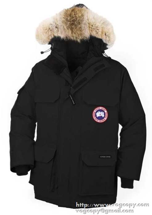 良い風合い  2015秋冬 Canada Goose 高級感を演出する　ダウンジャケット 7色可選