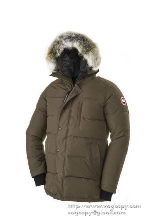 美品 2015秋冬 Canada Goose 超人気　ダウンジャケット 4色可選
