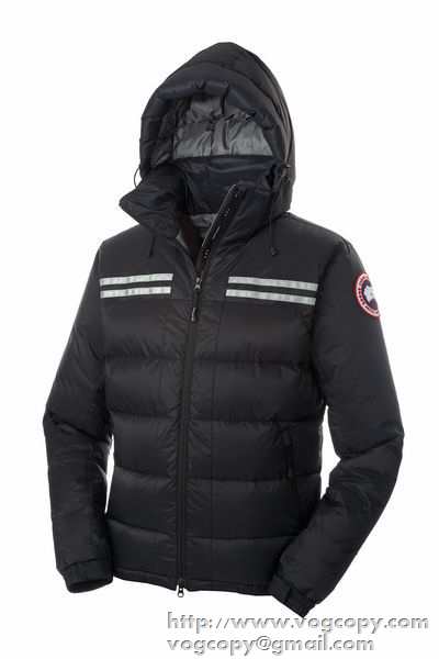 機能性とデザイン性ある　2015秋冬 Canada Goose 活躍するダウンジャケット 5色可選