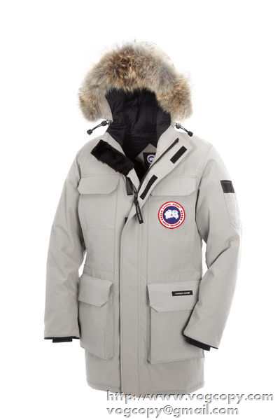 高級感のある　 2015秋冬 Canada Goose 洗練されたダウンジャケット 8色可選