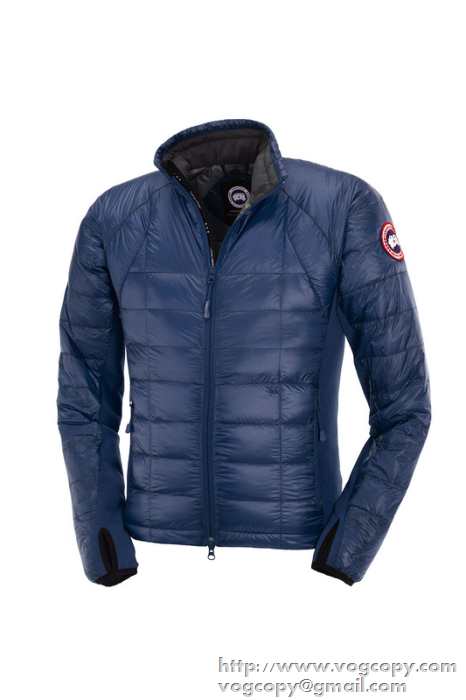 新品　2015秋冬 Canada Goose 自然な暖かさ　ダウンジャケット 7色可選