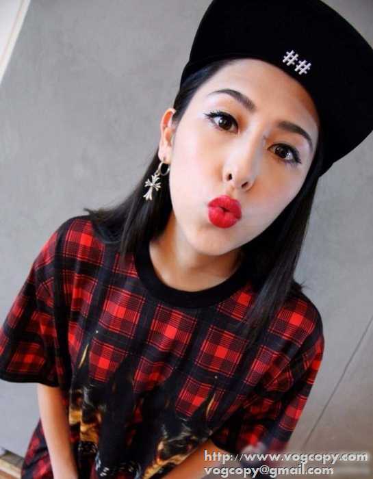 givenchy ジバンシー 半袖tシャツ