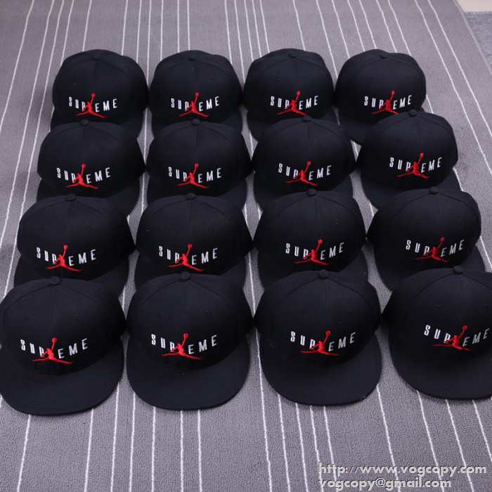 派手過ぎず　2015秋冬 SUPREME シュプリーム 快適な帽子 2色可選