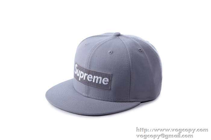 大人気　 2015秋冬 supreme シュプリーム　主張しすぎるデザイン　 帽子 3色可選