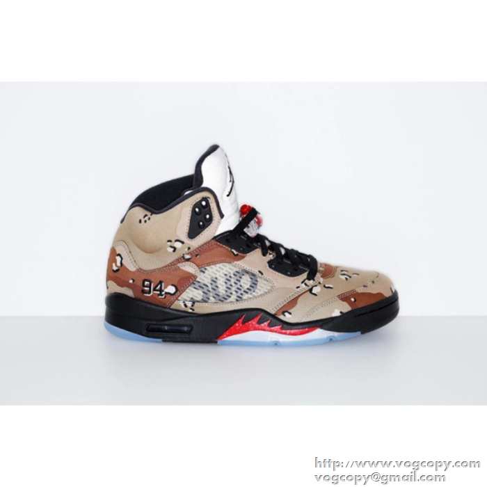 大人気　2015秋冬 supreme x air jordan 5 快適　ランニングシューズ 3色可選