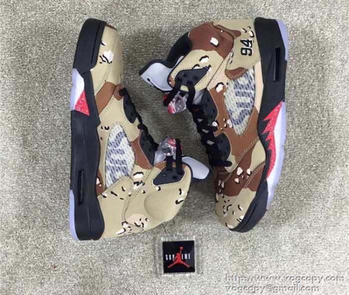 大人気　2015秋冬 supreme x air jordan 5 快適　ランニングシューズ 3色可選