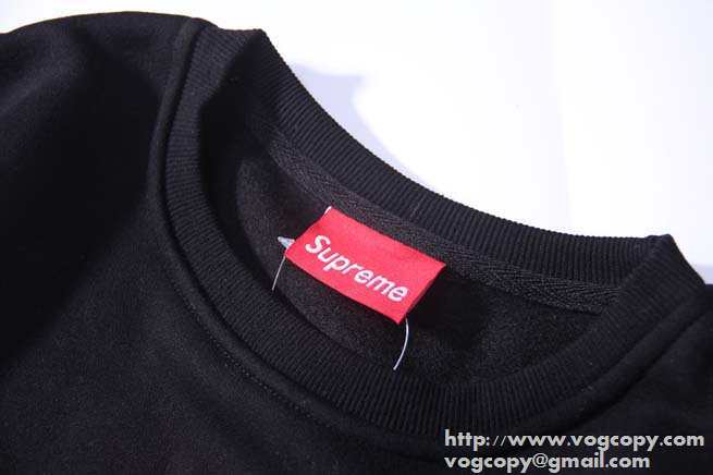 美品　 2015 SUPREME シュプリーム 抜群　プルオーバーパーカー 2色可選