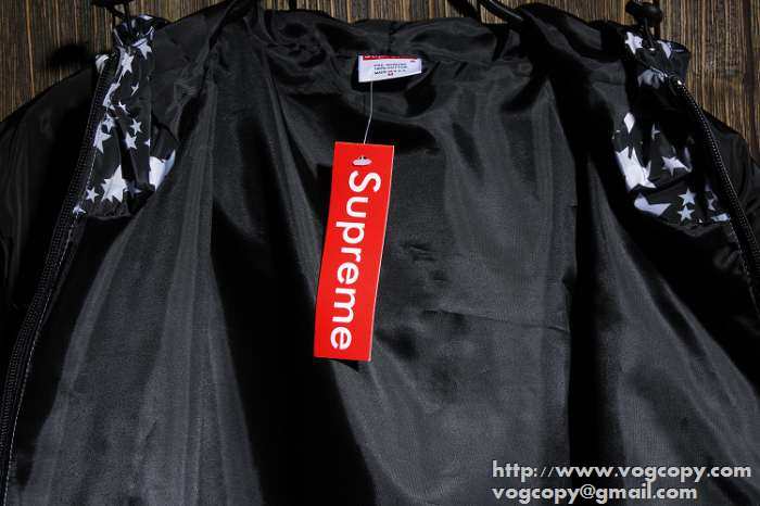 滑らかなレザー supreme シュプリーム 大活躍 ダスター コート