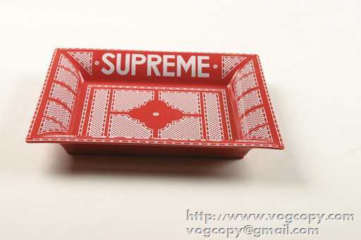 大人気 2015 SUPREME シュプリーム 完売　お皿
