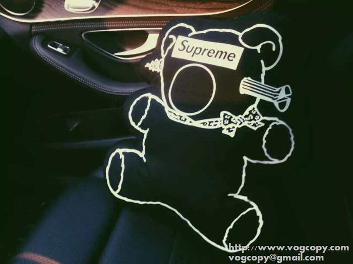 抜群 2015 SUPREME シュプリーム 素敵な抱き枕 2色可選