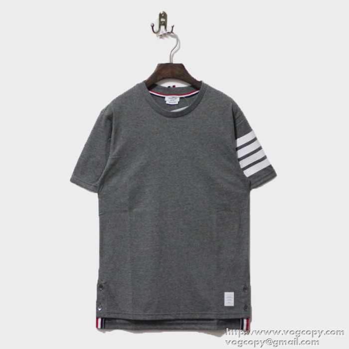 美品　2015 トムブラウン THOM BROWNE ティーシャツ