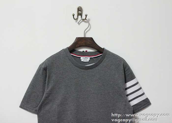 美品　2015 トムブラウン THOM BROWNE ティーシャツ