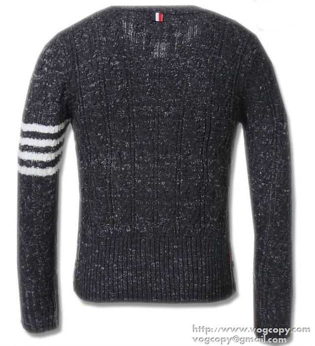 質感の良い　 2015秋冬 THOM BROWNE トムブラウン 満点　Vネックセーター 3色可選
