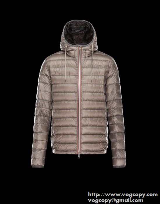 抜群のアイテム　 2015秋冬 moncler モンクレール 便利性のあるダウンジャケット 2色可選