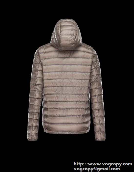 抜群のアイテム　 2015秋冬 moncler モンクレール 便利性のあるダウンジャケット 2色可選