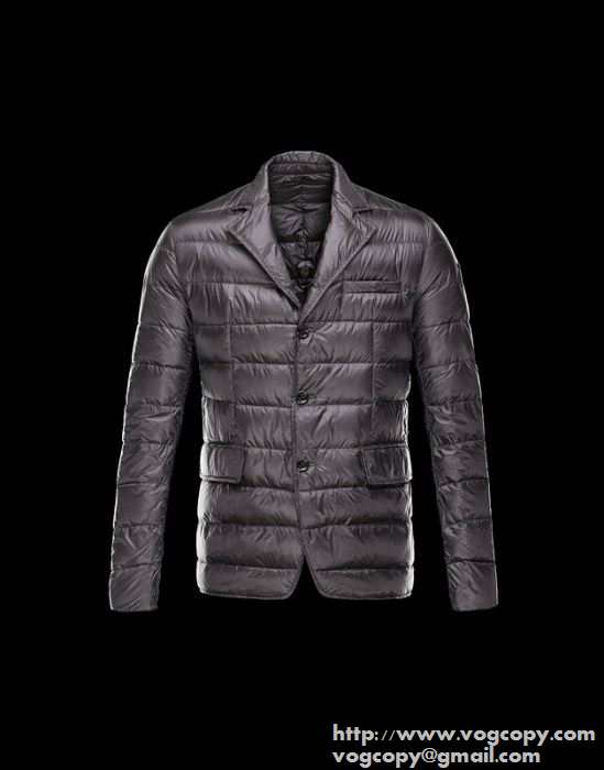 光沢感ある 2015秋冬 moncler モンクレール　収縮性があり ダウンジャケット