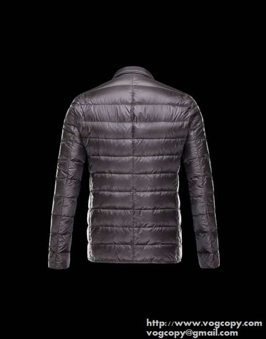 光沢感ある 2015秋冬 moncler モンクレール　収縮性があり ダウンジャケット