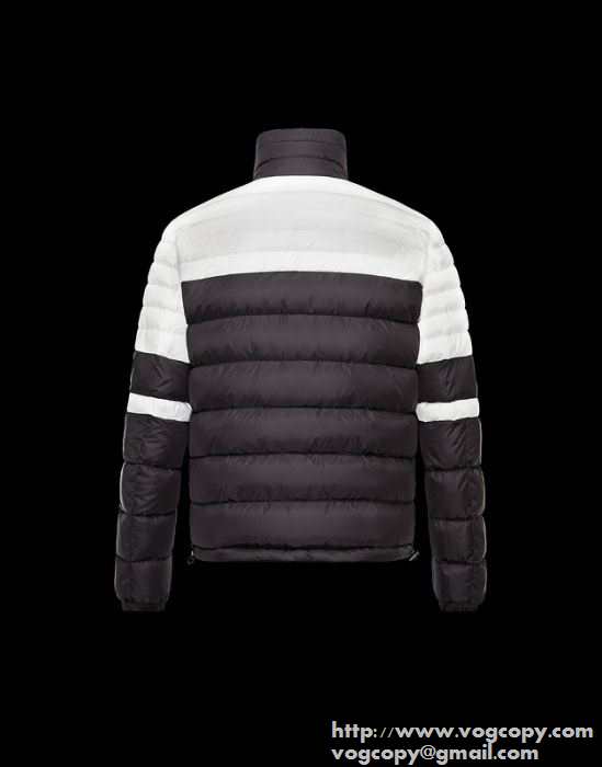 保温性のある 2015秋冬 MONCLER モンクレール 個性的なダウンジャケット